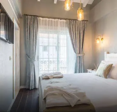 Provence Mansion מלון