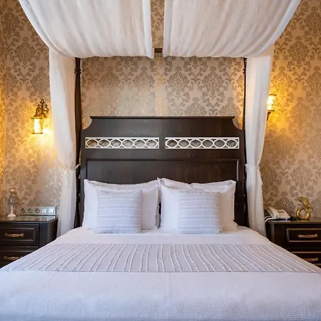 Szálloda Provence Mansion 2*