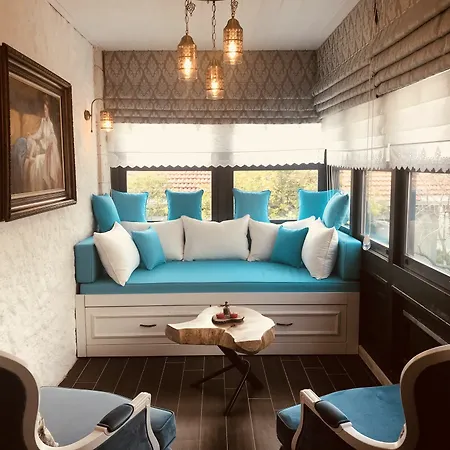 Provence Mansion מלון