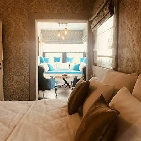 Provence Mansion מלון 2*