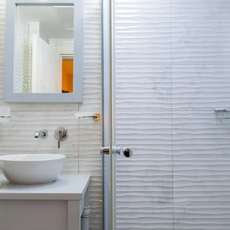 Otel Provence Mansion 2*