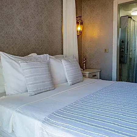 Provence Mansion Hotel