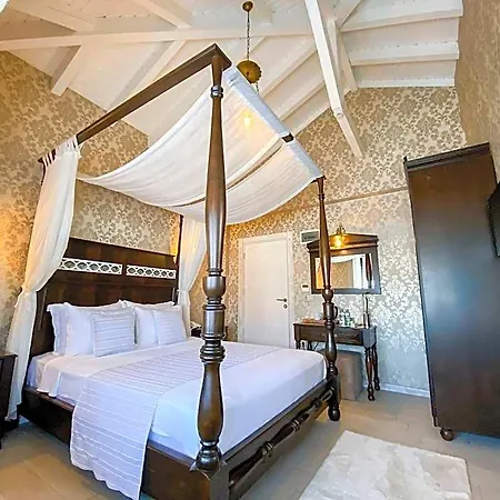 Provence Mansion