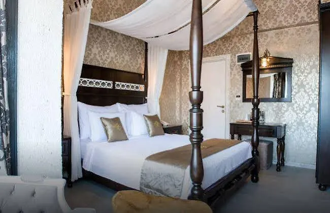 Provence Mansion 2* Alaçatı